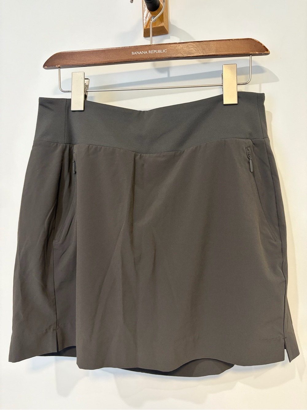 Athleta Gunmetal Gray Performance Skort
